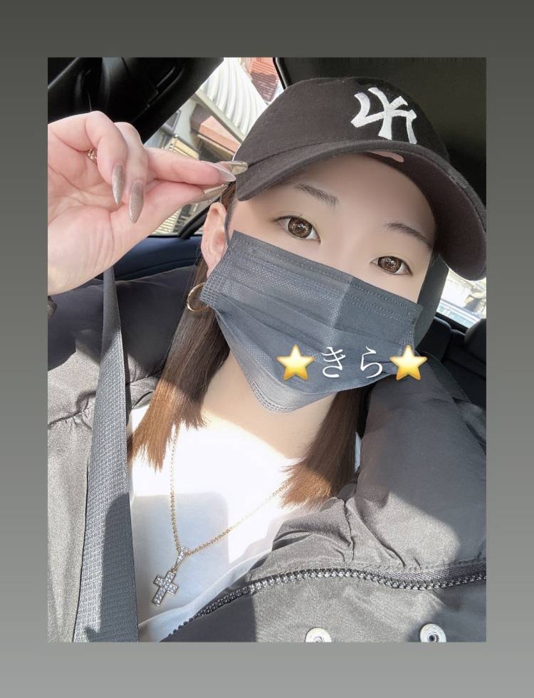 すっぴん...で...🚗💨