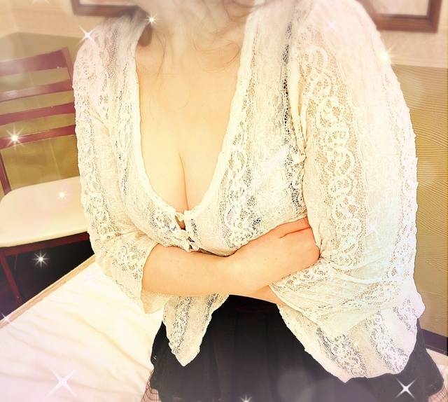 本日＊ 18時から＊出勤します(*´꒳`*)