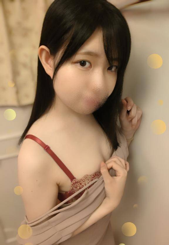 脱がせちゃおうかな?