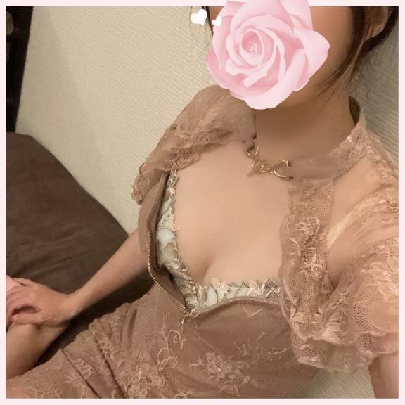 明日は出勤します??