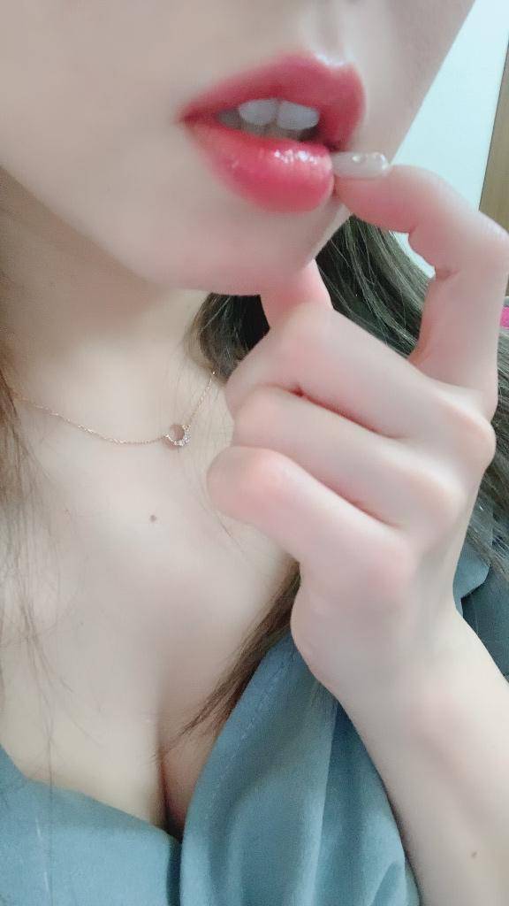 (∩'-'⊂)ｼｭｯ