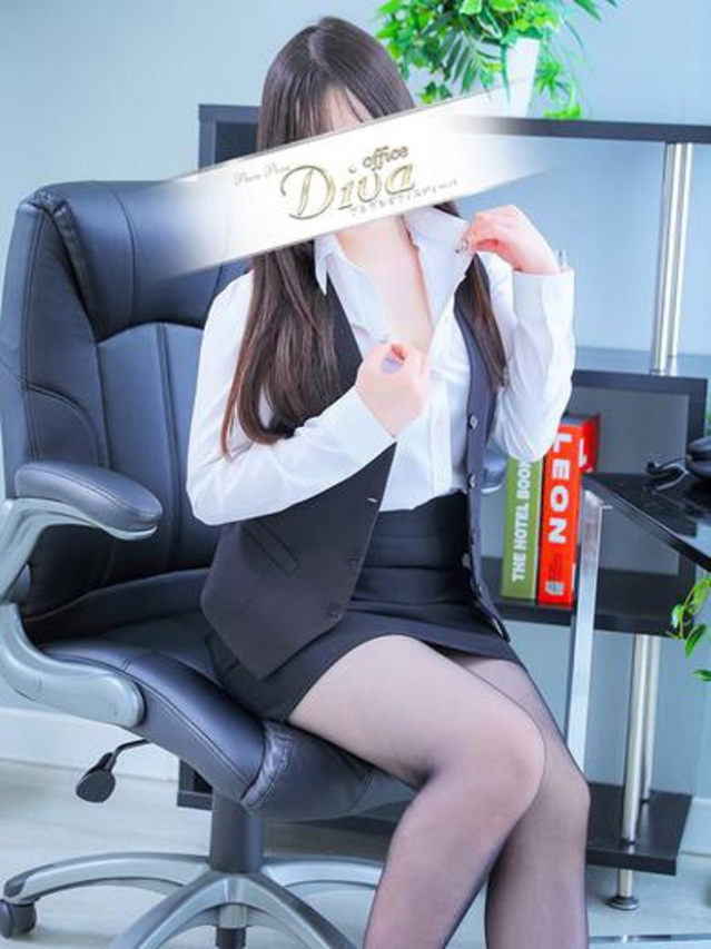 観月 杏梨(PuruPuru OfficeDiva)