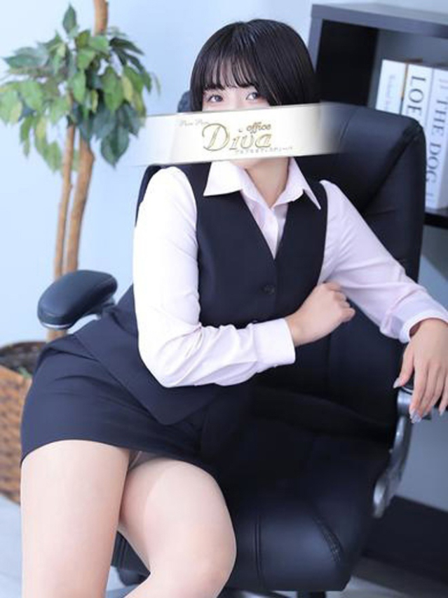 今宵 ほのか（PuruPuru OfficeDiva）