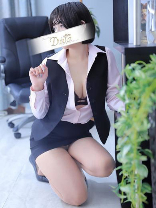 今宵 ほのか（PuruPuru OfficeDiva）