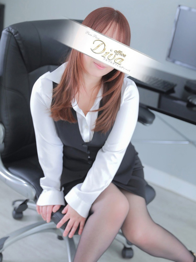 佐久間 れな(PuruPuru OfficeDiva)