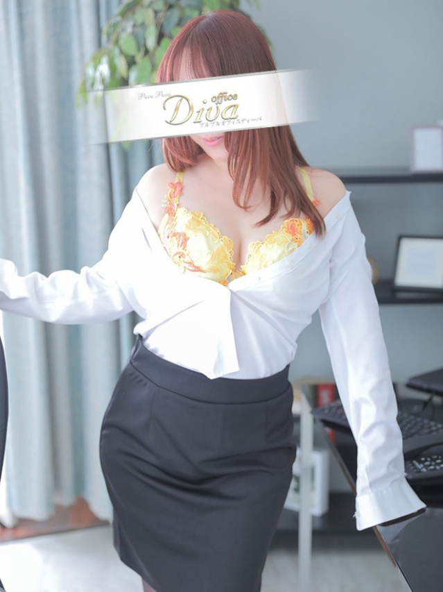 佐久間 れな(PuruPuru OfficeDiva)