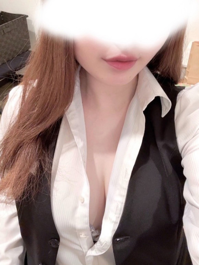 白石 くるみ(PuruPuru OfficeDiva)