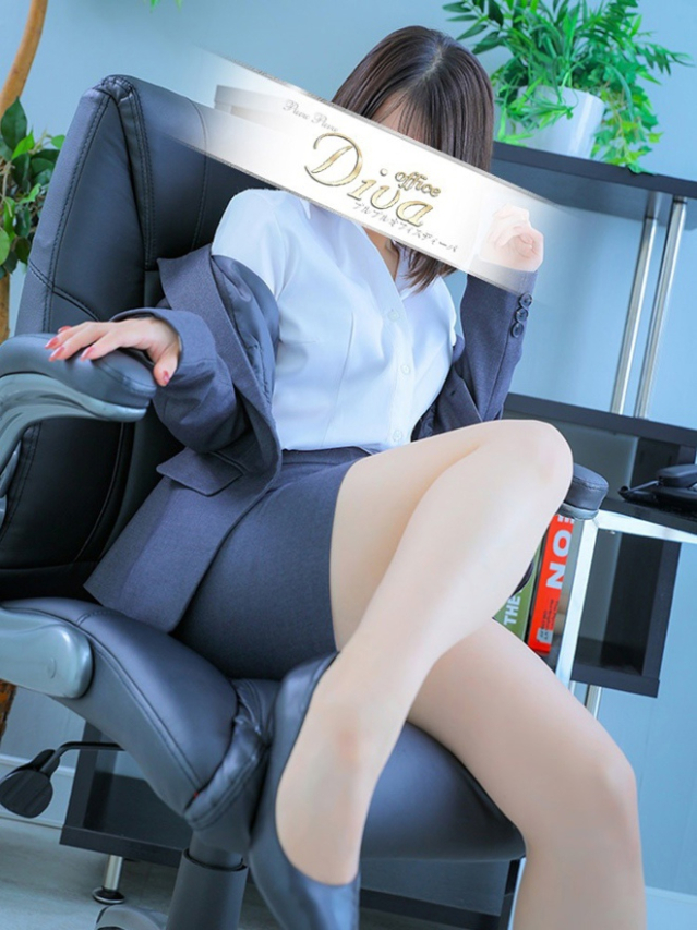 雛森 愛海(PuruPuru OfficeDiva)