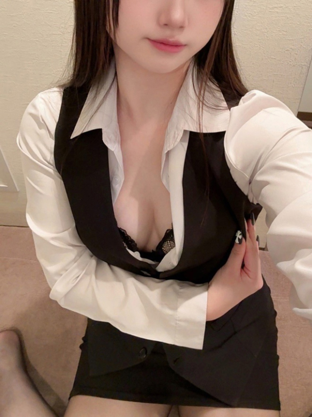 恋本 千花(PuruPuru OfficeDiva)