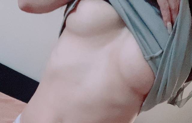 橘結華(たちばなゆいか)（淫らなOLの愛人たち 美スト(ビースト)）