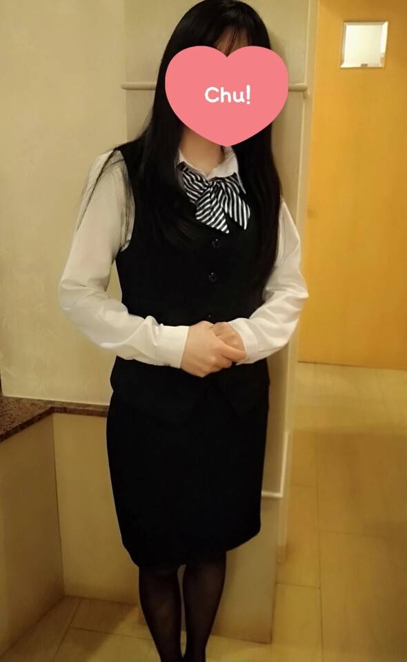 川崎優佳(かわさきゆうか)（淫らなOLの愛人たち 美スト(ビースト)）