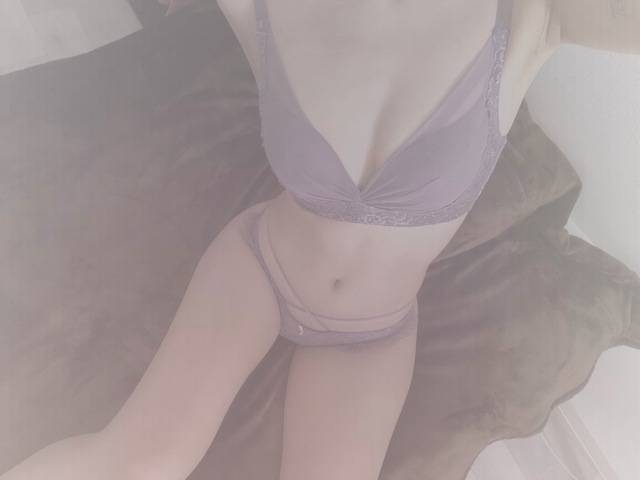 (∩'-'⊂)ｼｭｯ