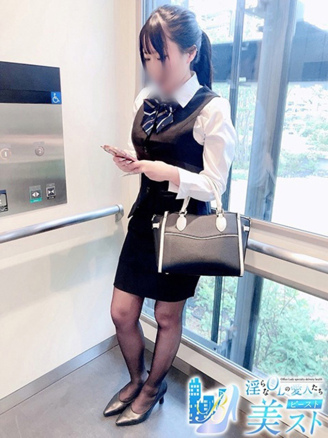 池田佑衣(いけだうい)（淫らなOLの愛人たち 美スト(ビースト)）