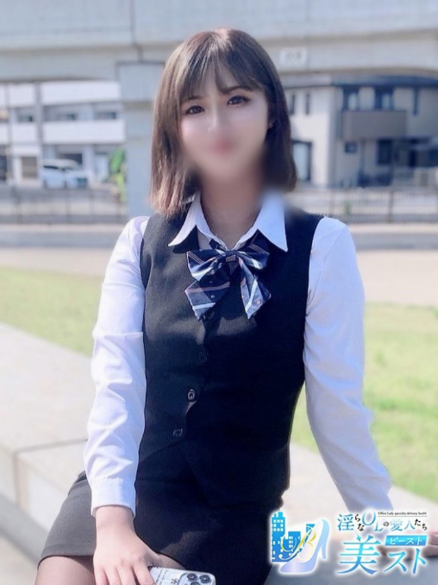 上田桃華(うえだももか)（淫らなOLの愛人たち 美スト(ビースト)）