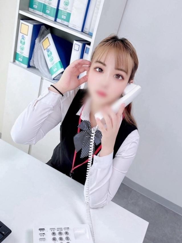 田口華那依(たぐちかなえ)（淫らなOLの愛人たち 美スト(ビースト)）