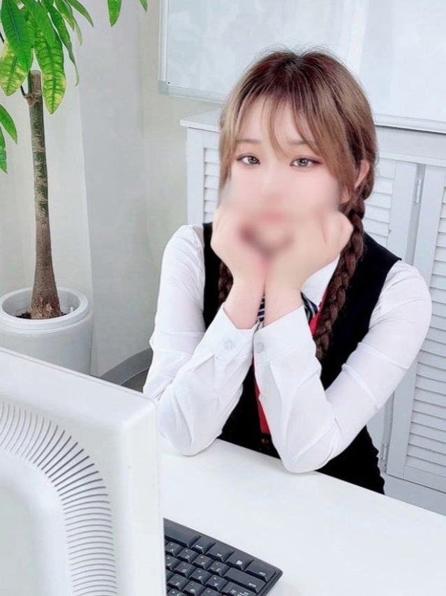 渡辺美莉愛(わたなべみりあ)（淫らなOLの愛人たち 美スト(ビースト)）