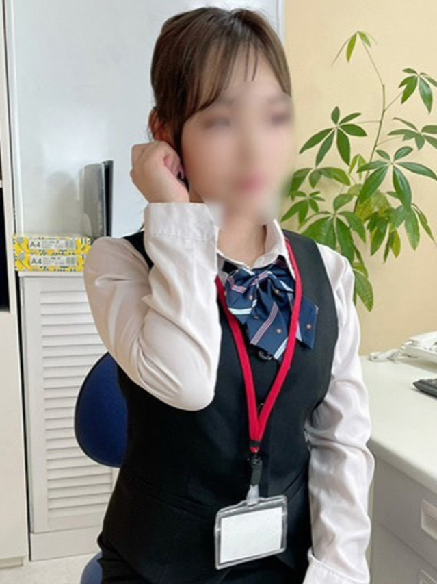 坂口優奈(さかぐちゆうな)（淫らなOLの愛人たち 美スト(ビースト)）