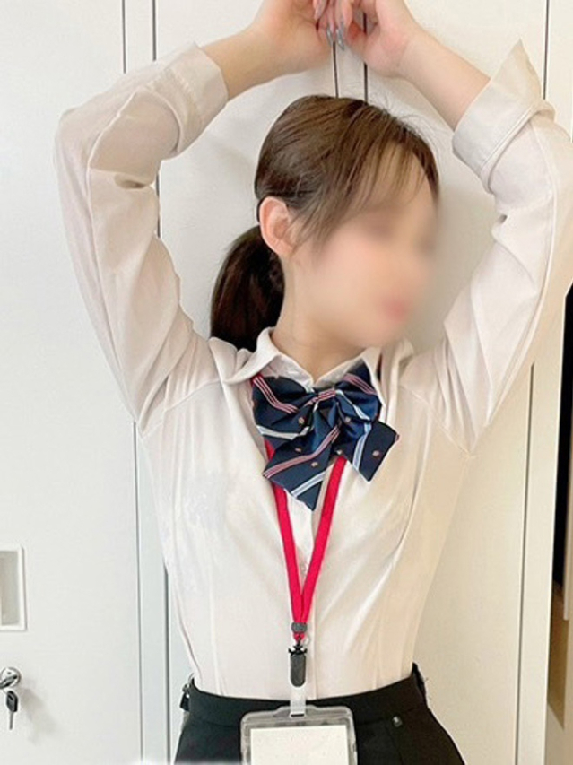 坂口優奈(さかぐちゆうな)（淫らなOLの愛人たち 美スト(ビースト)）