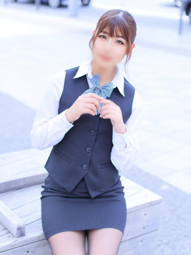 高原綺莉(たかはらきらり)（淫らなOLの愛人たち 美スト(ビースト)）