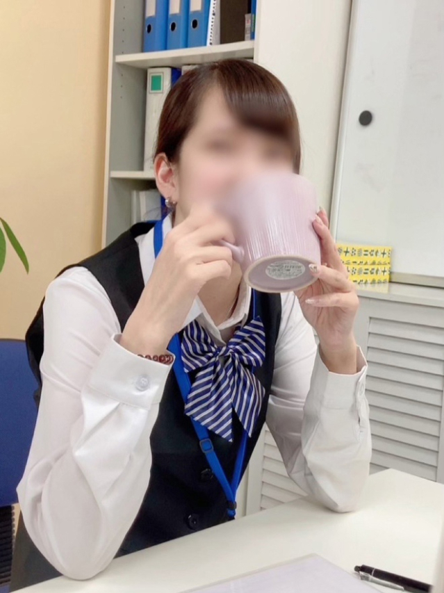 東雲柚季(しののめゆずき)(淫らなOLの愛人たち 美スト(ビースト))