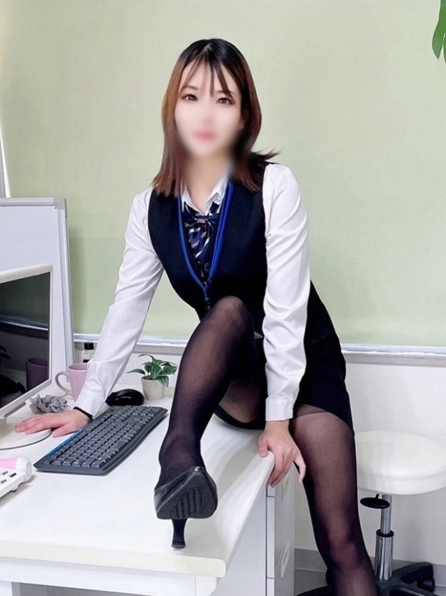 沢口妃南(さわぐちひなみ)（オプション無料！！ハレンチOL倶楽部）