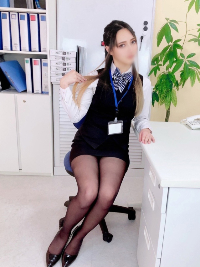 森咲ルチア(もりさきるちあ)（オプション無料！！ハレンチOL倶楽部）