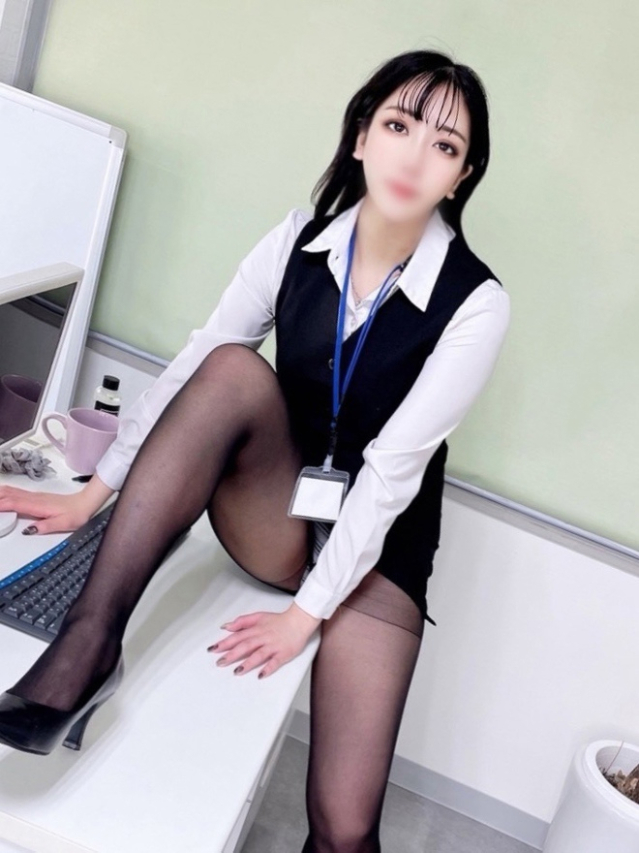 紺野絵里奈(こんのえりな)（オプション無料！！ハレンチOL倶楽部）