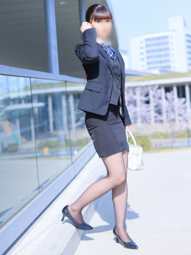 佐久間凪(さくまなぎ)（オプション無料！！ハレンチOL倶楽部）