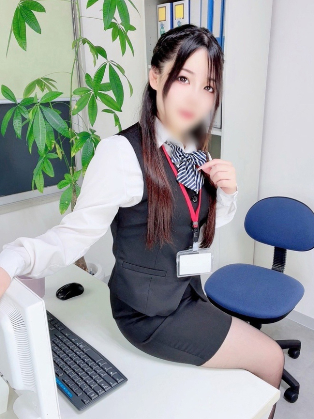宮澤瑠璃(みやざわるり)（オプション無料！！ハレンチOL倶楽部）