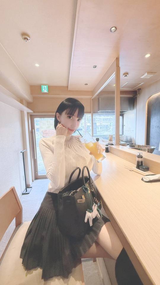 明日はお休みです♪次回は明後日木曜１５時から〜❤️❤️