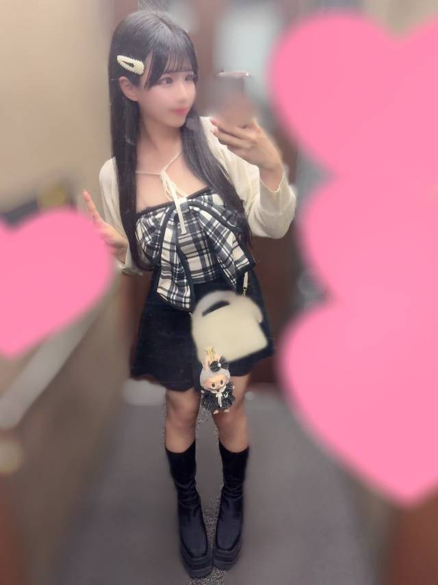 156cmって書いてるけど本当は155.7な女‼️