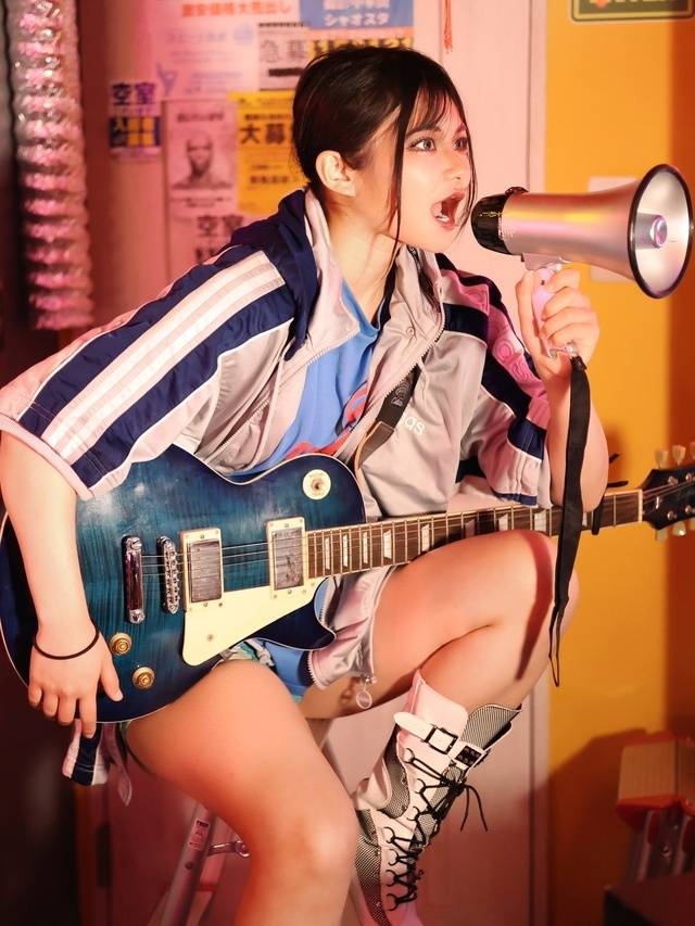 聞けい、聞けい