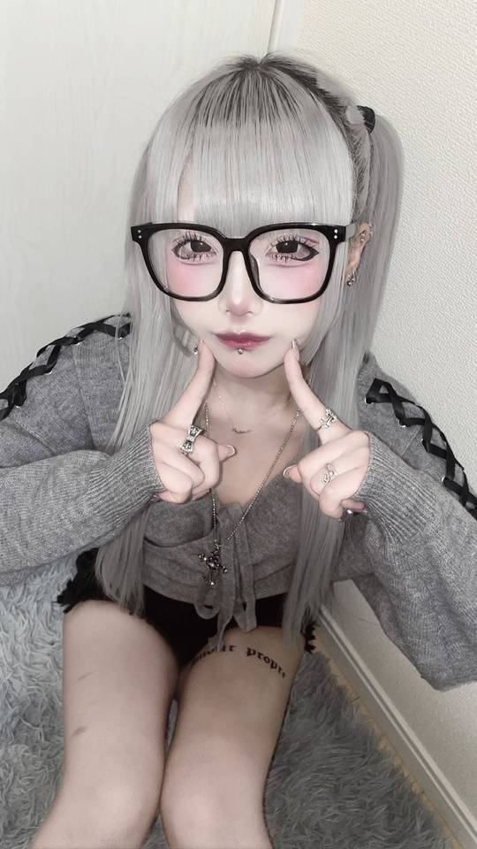 秋葉原アイドルです♥