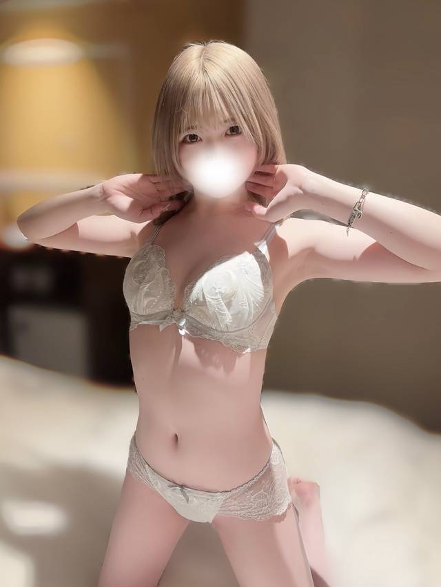 シナモン・現役芸能活動中（プラチナムレジェンド）