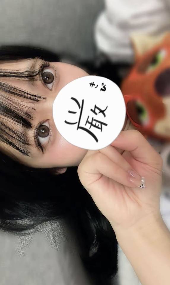 黒にしましたっっ