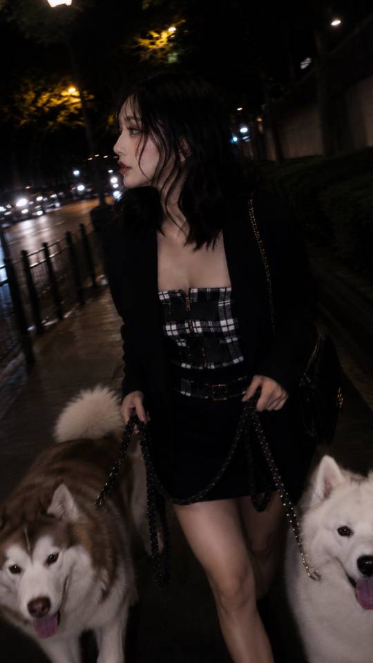 📸🖤⛓️