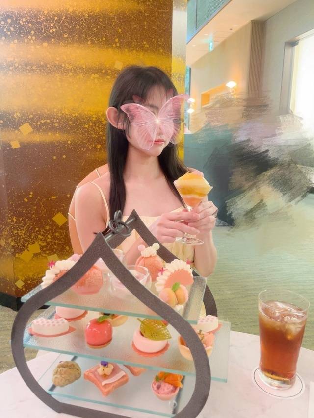 めいって、こんな女の子。