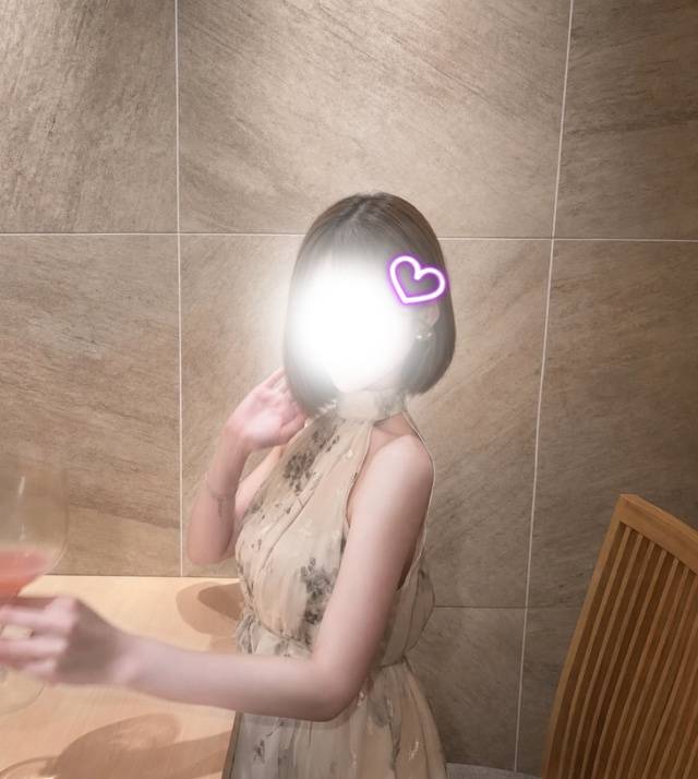 おひさしぶりです🤍明日12時〜❤️