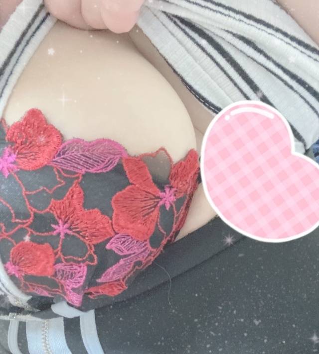 めいか（おっぱいパラダイス）