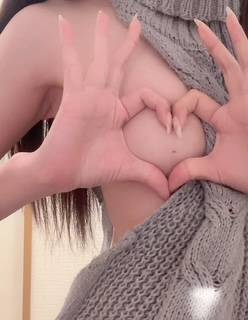 にっと