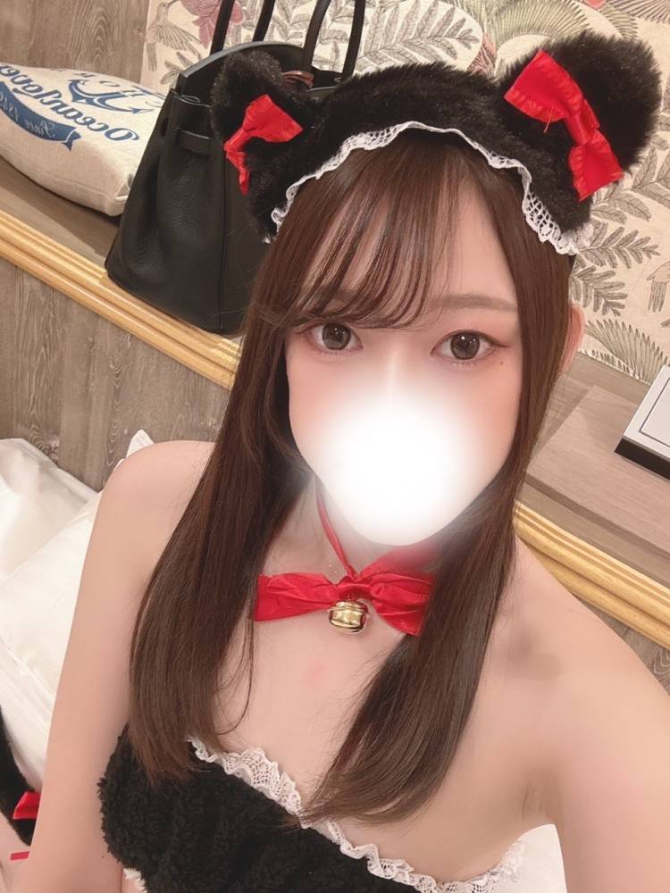 目が合うと