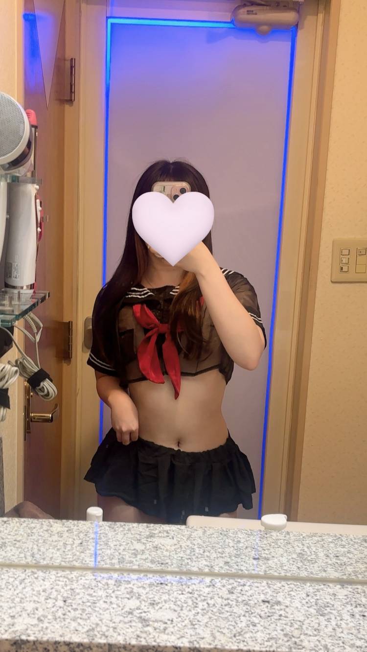 制服って背徳感、///