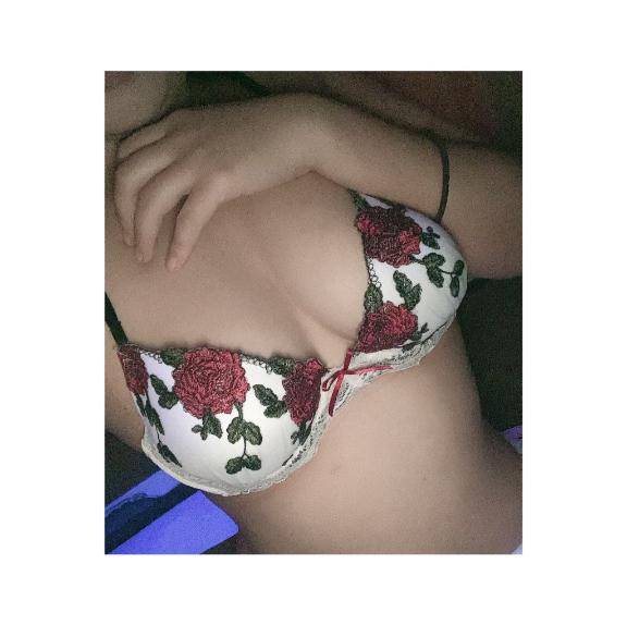 めぐみ（RED ROOM（レッドルーム））