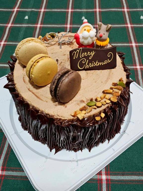 ナナ（RED ROOM（レッドルーム））