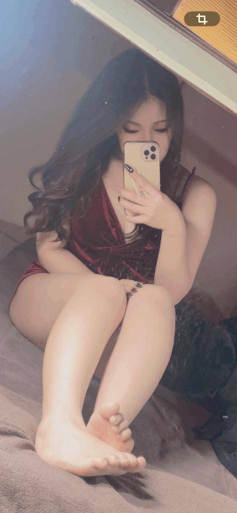 かな（RED ROOM（レッドルーム））