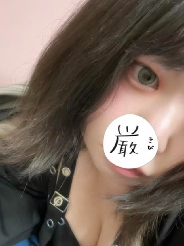 つむぎ（RED ROOM（レッドルーム））