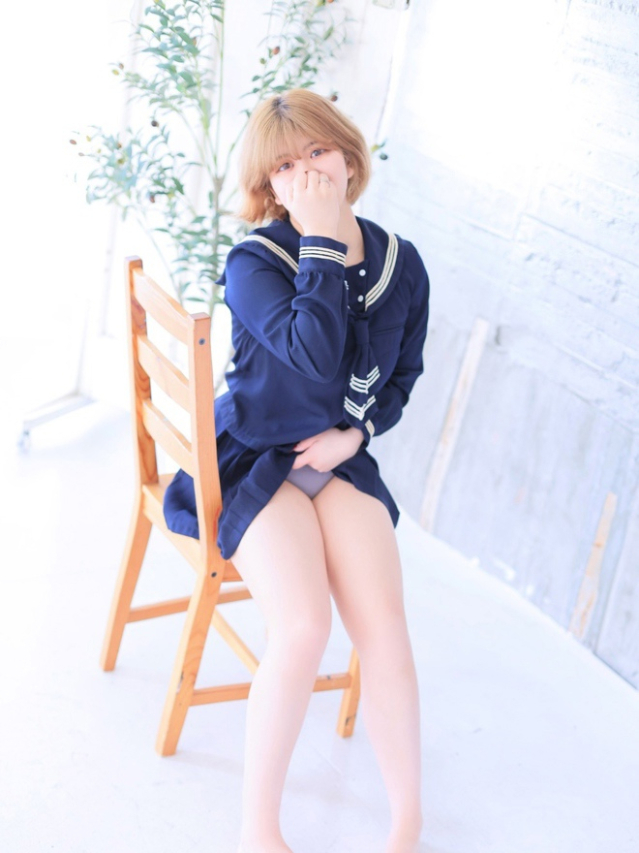 るい（RED ROOM（レッドルーム））