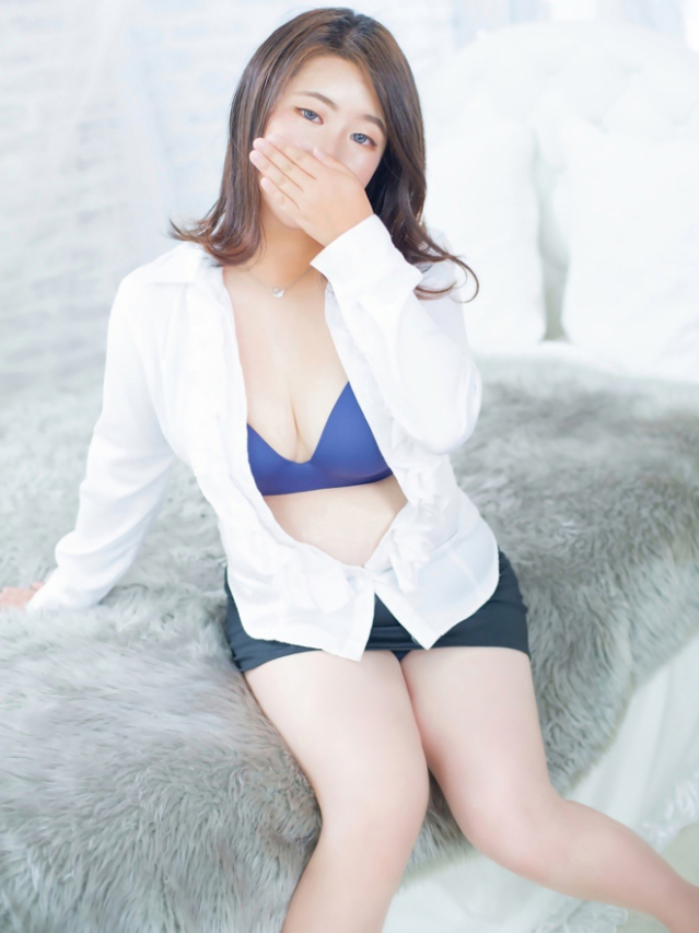 まな(RED ROOM(レッドルーム))