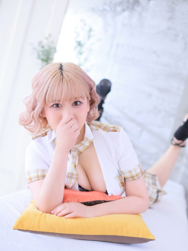 りょうな(RED ROOM(レッドルーム))