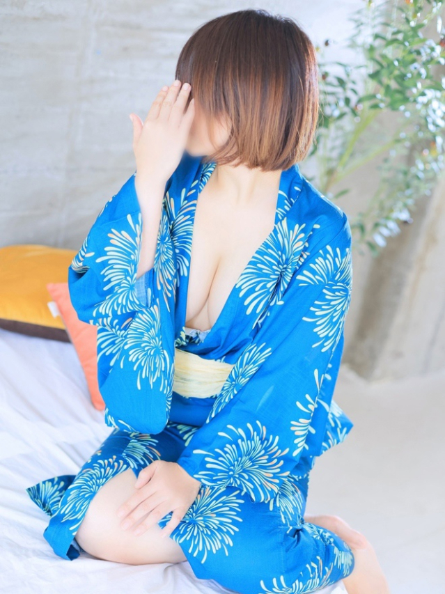 にいな（RED ROOM（レッドルーム））